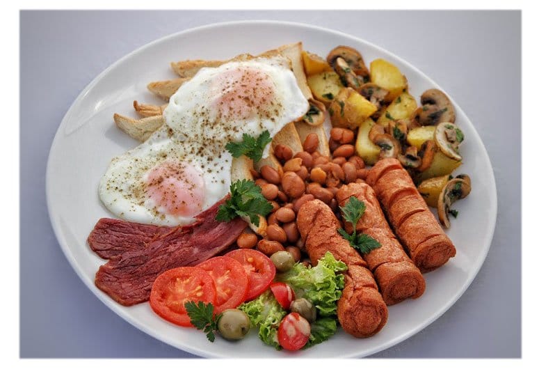 English-breakfast Café for English breakfast in Isfahan