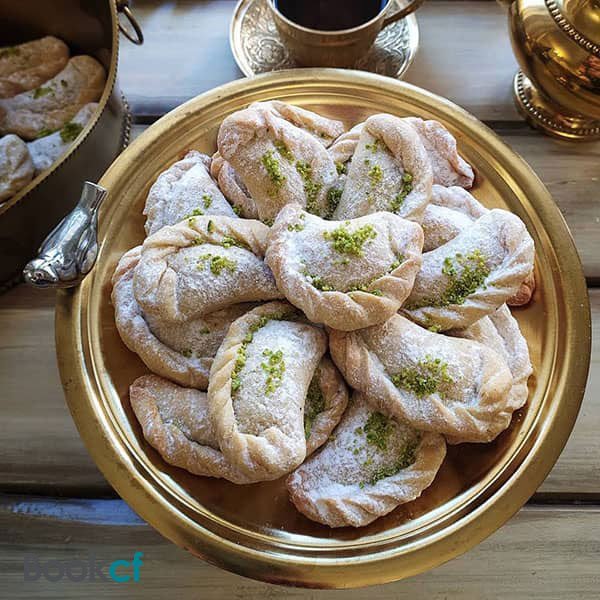 طرز تهیه خمیر قطاب با ماست