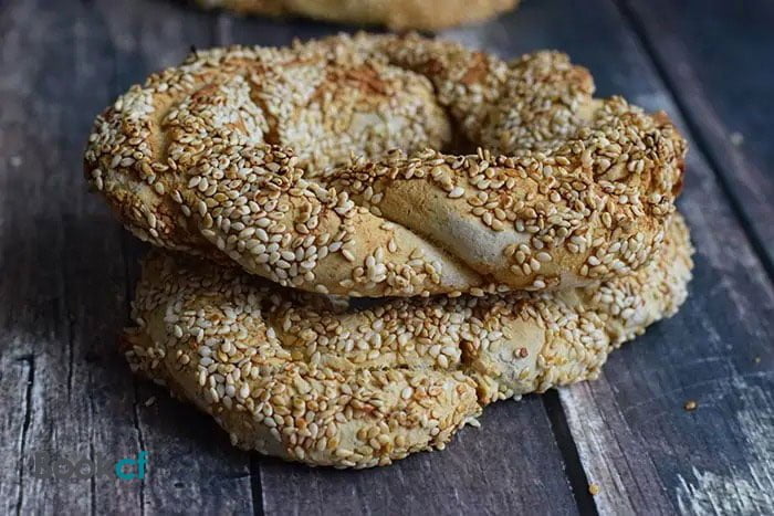طرز تهیه نان سیمیت