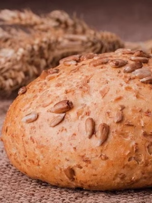 طرز تهیه نان جو در فر