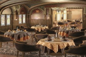 دکوراسیون رستوران کلاسیک
