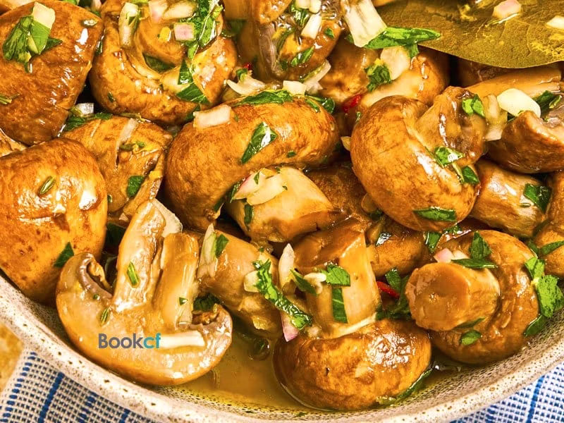مزه دار کردن قارچ